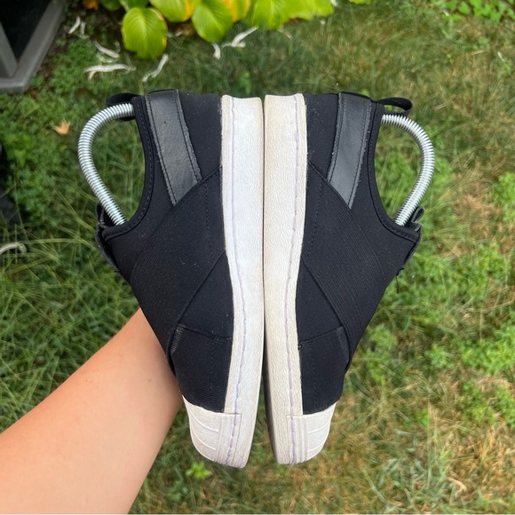 Women’s Adidas Superstar Slip-on Black White Modern Shoes Sneakers S81337 Size 6 - Picture 4 of 7